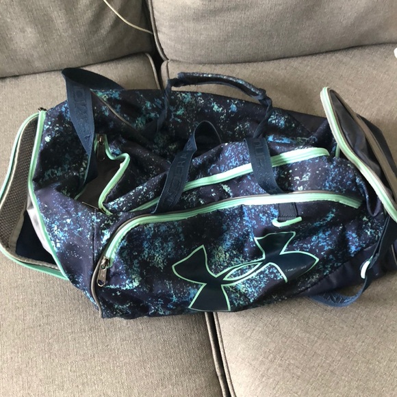Under Armour Handbags - Under Armour gym bag